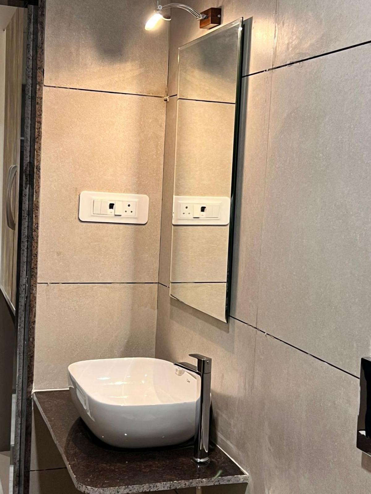 The Grand Leela Resort Khopoli Εξωτερικό φωτογραφία