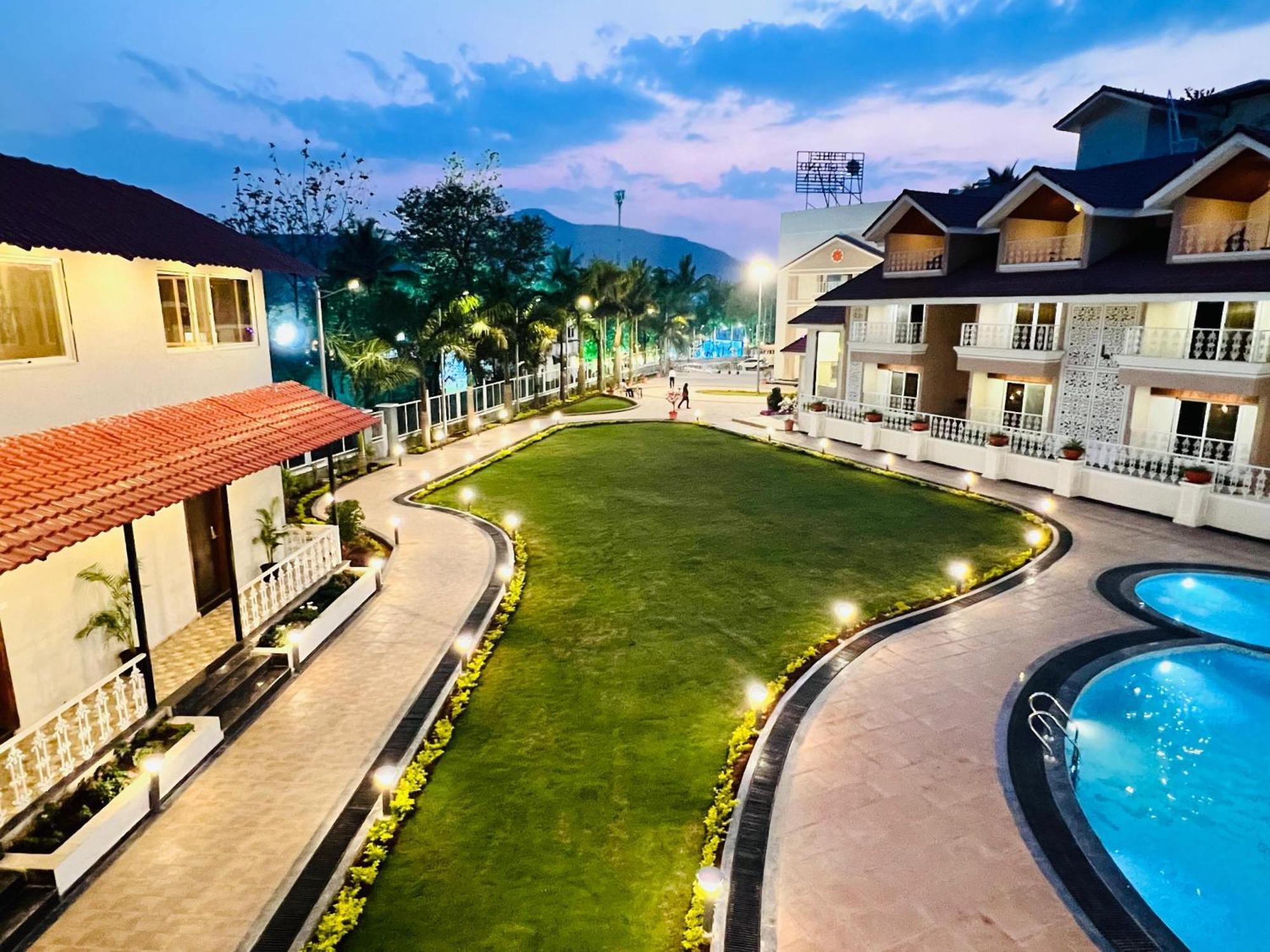 The Grand Leela Resort Khopoli Εξωτερικό φωτογραφία