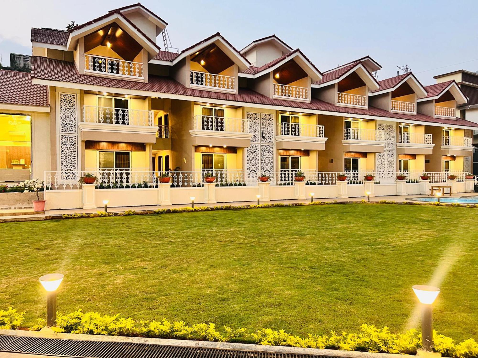 The Grand Leela Resort Khopoli Εξωτερικό φωτογραφία